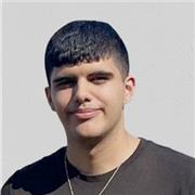Estudiante universitario, dispuesto a compartir y enseñar en sus ámbitos de dominio